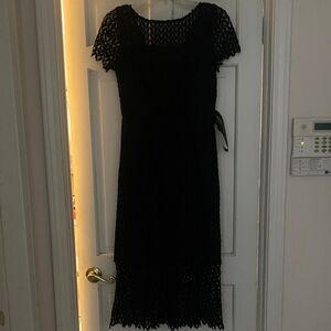 Kay Unger Tatum lace Elegant Black Midi Dress